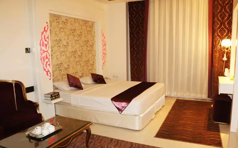 Alibaba https://cdn.alibaba.ir/ostorage/hotel-accommodation-images/68ac3139a1e6f83605b7e013_دو تخت رویال رضوی (1).webp